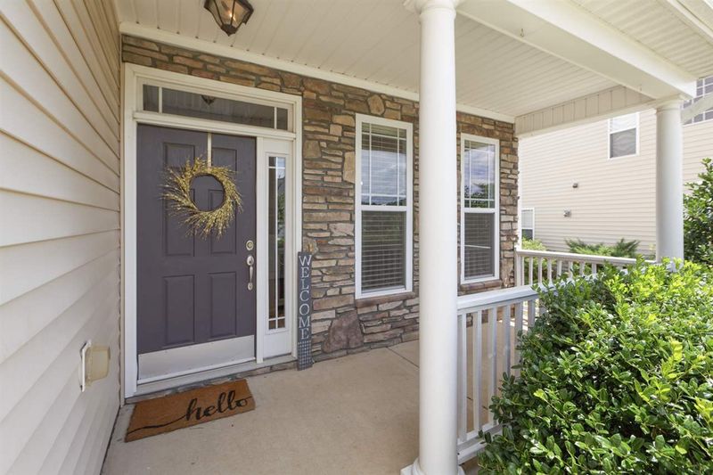 1013 Custom Oak Ln, Fuquay Varina, NC 27526