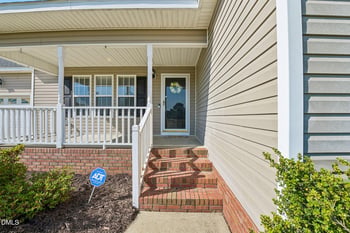 1013 Deer Oaks Ct, Raleigh, NC 27603