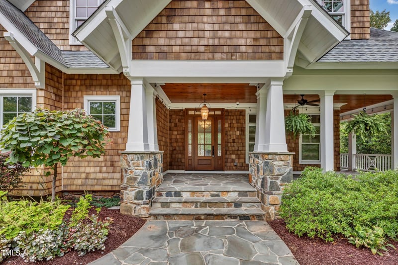 1013 Manchester Dr, Raleigh, NC 27609