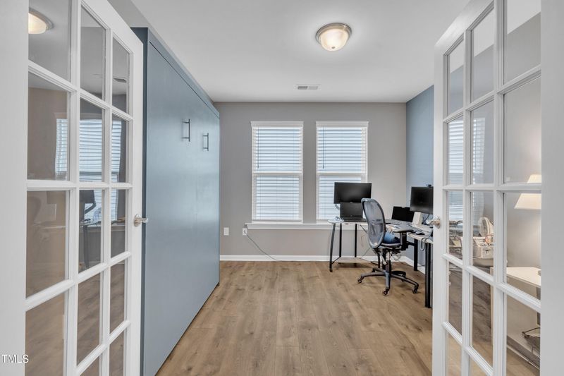 1013 Morrison Dr, Durham, NC 27703