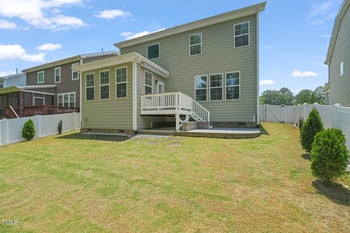 1013 Poppy Fields Ln, Wake Forest, NC 27587