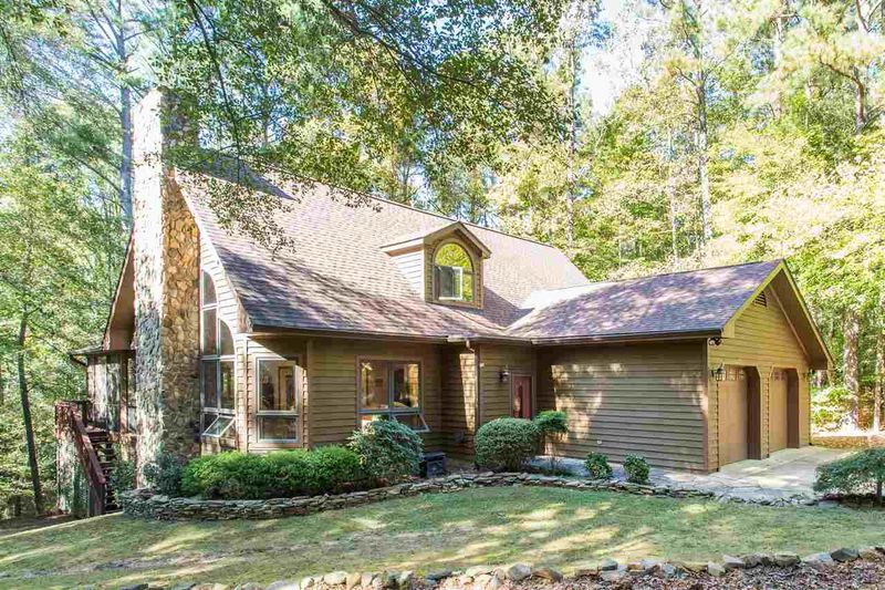1013 Remington Dr, Clayton, NC 27520