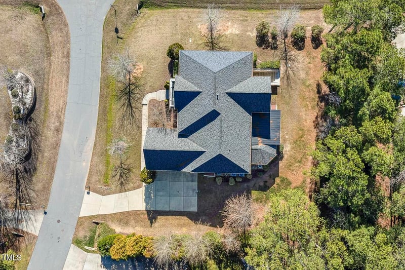 1013 Timber Mist Ct, Cary, NC 27519