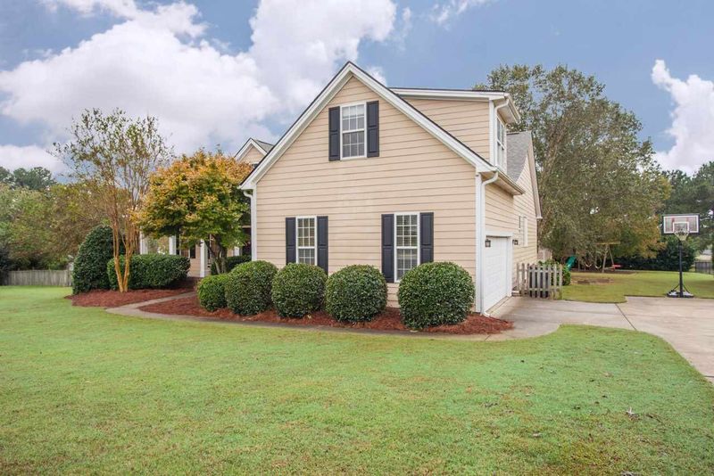 1013 Transom Ct, Raleigh, NC 27603