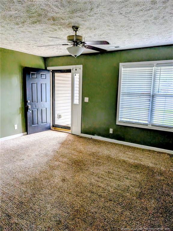 1013 Whiskerlake Dr, Fayetteville, NC 28312