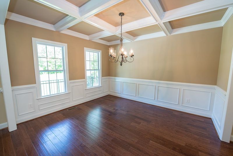 1013 Whitecroft Dr, Raleigh, NC 27603