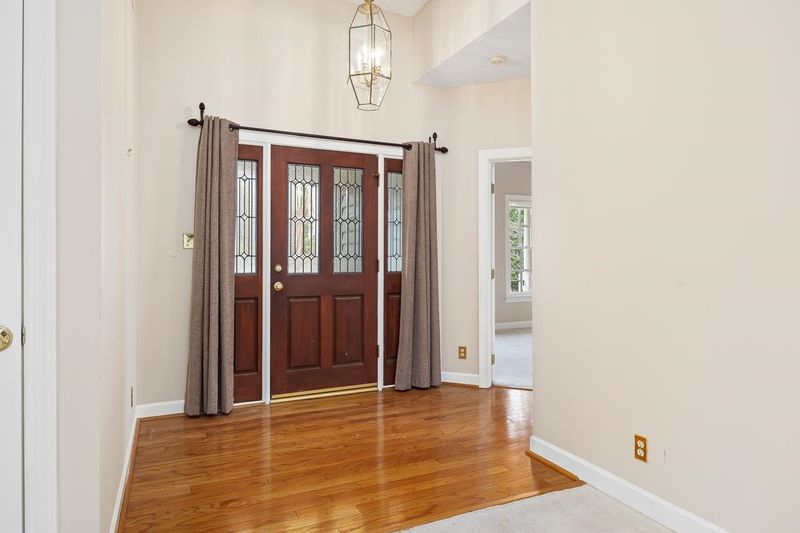 1013 Woodhall Ln, Durham, NC 27712