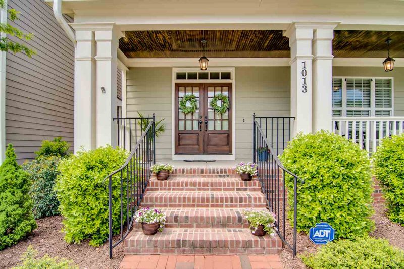 1013 Yellow Birch Dr, Cary, NC 27519
