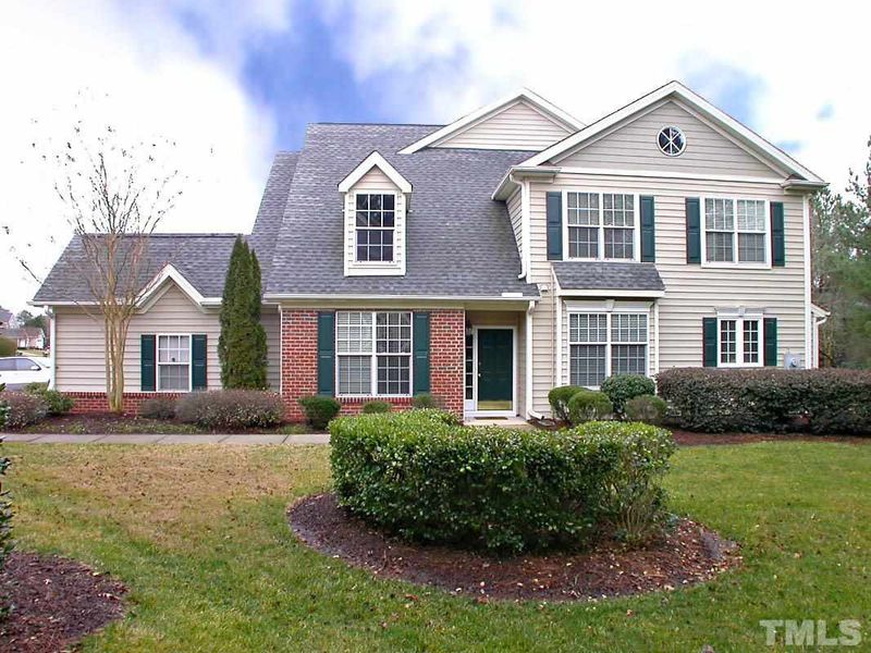 10130 Mizner Ln, Raleigh, NC 27617