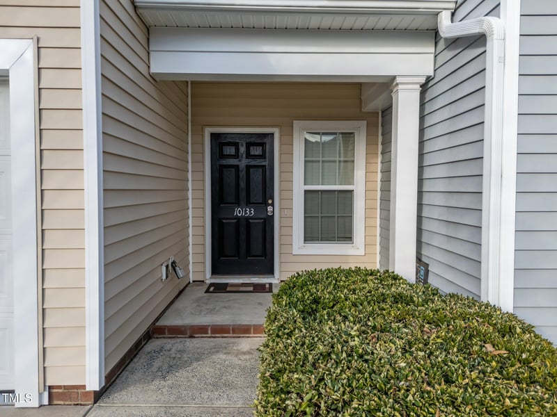10133 Bessborough Dr, Raleigh, NC 27617