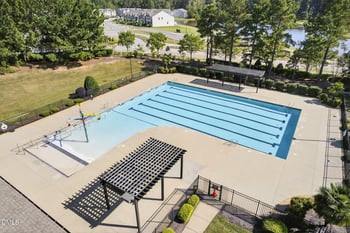 1014 Black River Dr, Zebulon, NC 27597