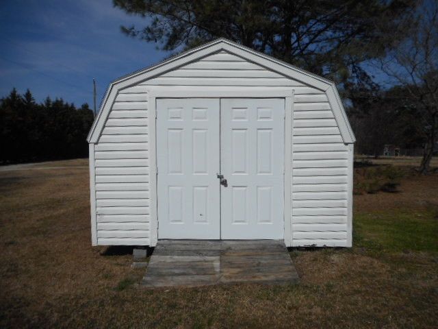 1014 Byrdtown Rd, Benson, NC 27504