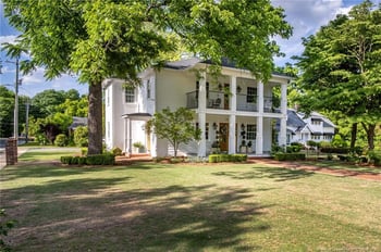 1014 Clarendon St, Fayetteville, NC 28305