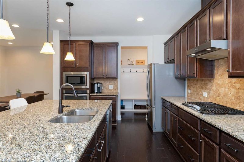 1014 Laurel Twist Rd, Cary, NC 27513