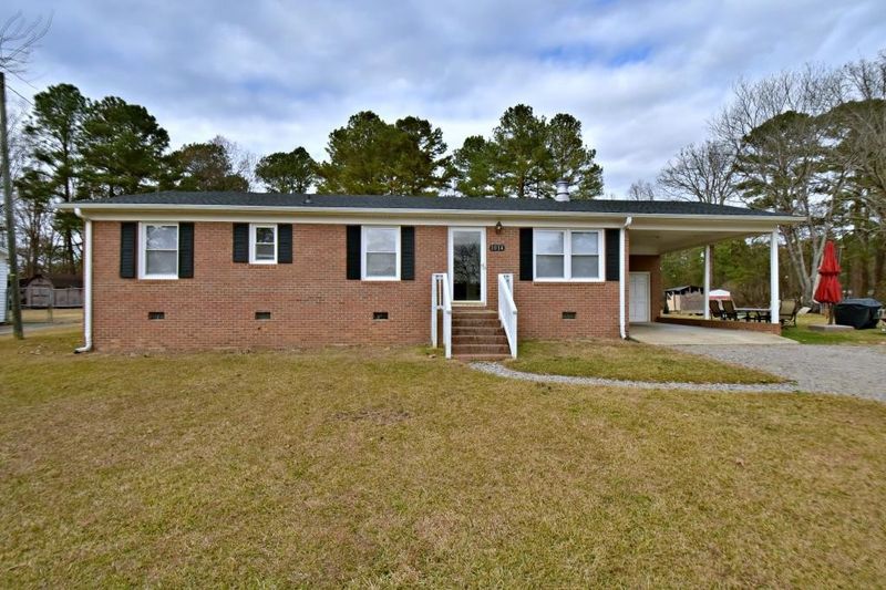 1014 Northview Dr, Sanford, NC 27330