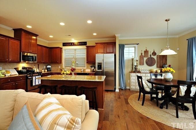 1014 Oatney Ridge Ln, Morrisville, NC 27560