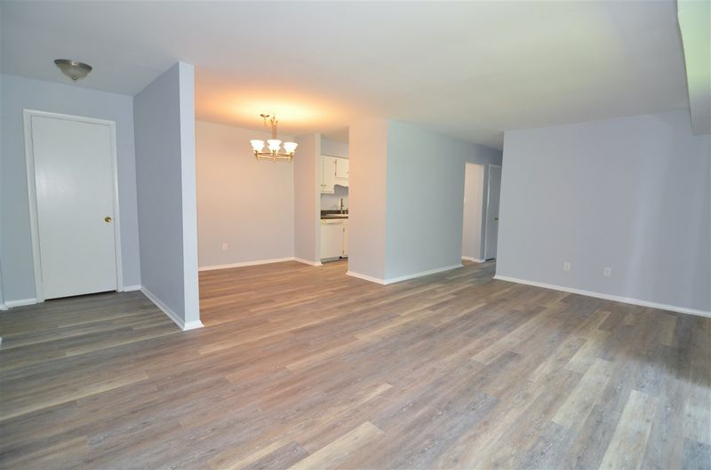 1014 Sandlin Pl #I, Raleigh, NC 27606