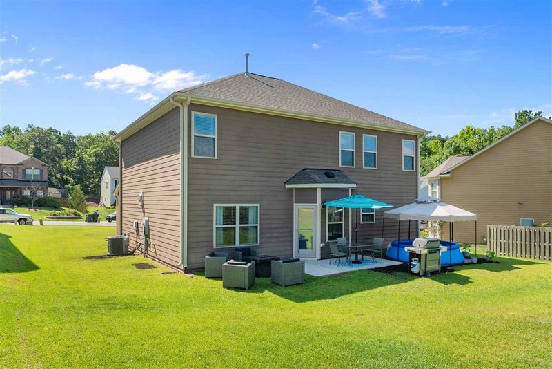 1014 Scotch Pine Way, Mebane, NC 27302