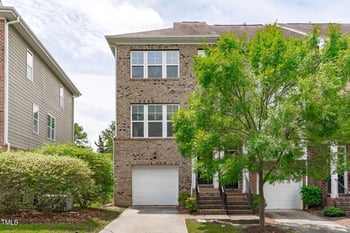 1014 Summerhouse Rd, Cary, NC 27519