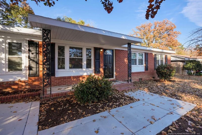 1014 Wayside Rd, Fayetteville, NC 28314