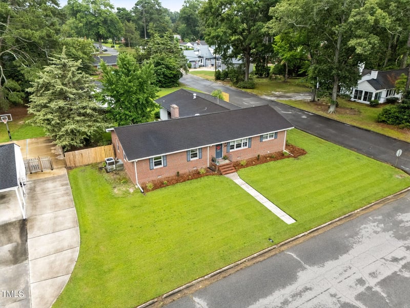 1015 1st St, Smithfield, NC 27577