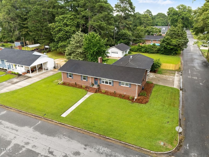 1015 1st St, Smithfield, NC 27577