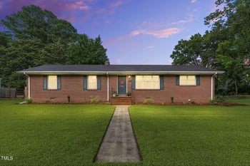 1015 1st St, Smithfield, NC 27577