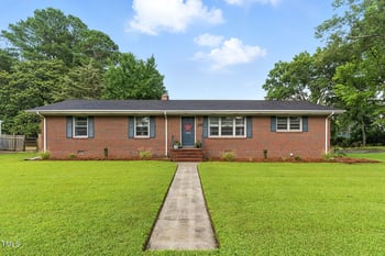 1015 1st St, Smithfield, NC 27577
