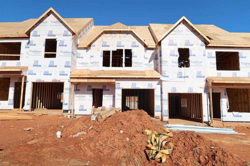 1015 Abbott St, Mebane, NC 27302