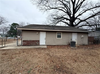 1015 Abrams St, Fayetteville, NC 28311