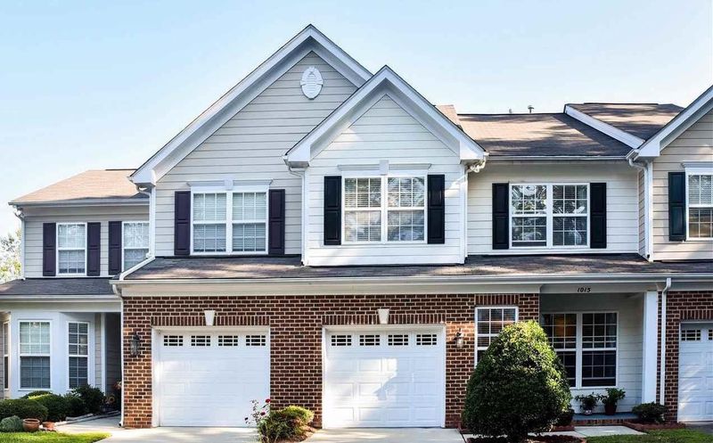 1015 Arbor Valley Ln, Apex, NC 27502