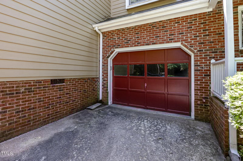 1015 Boathouse Ct, Raleigh, NC 27615