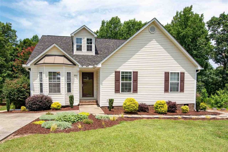 1015 Drew Ct, Garner, NC 27529