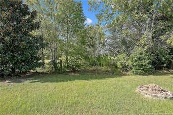 1015 Gatesville Dr, Hope Mills, NC 28348