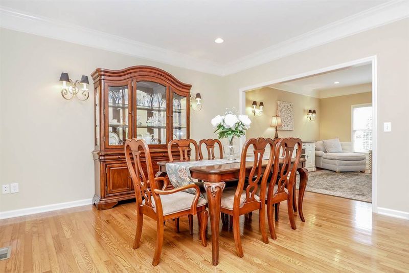 1015 Haddon Hall Dr, Apex, NC 27502