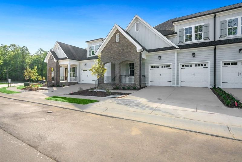 1015 Laurelwood Dr #6, Durham, NC 27705