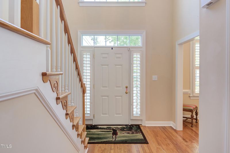 1015 Loch Lomond Dr, Clayton, NC 27520