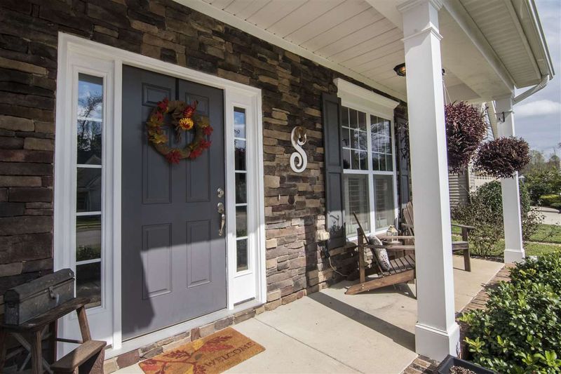 1015 Lukestone Dr, Fuquay Varina, NC 27526