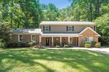 1015 Manchester Dr, Cary, NC 27511