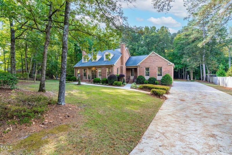 1015 Mulberry Rd, Clayton, NC 27520