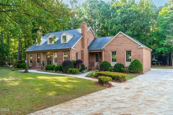1015 Mulberry Rd, Clayton, NC 27520