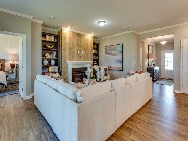 1015 Sandbar Ln, Durham, NC 27703