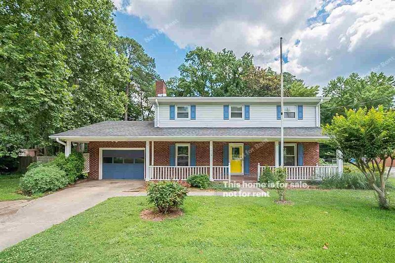 1015 Vandora Springs Rd, Garner, NC 27529