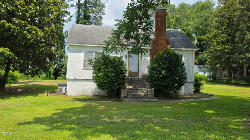 1015 Wait Ave, Wake Forest, NC 27587