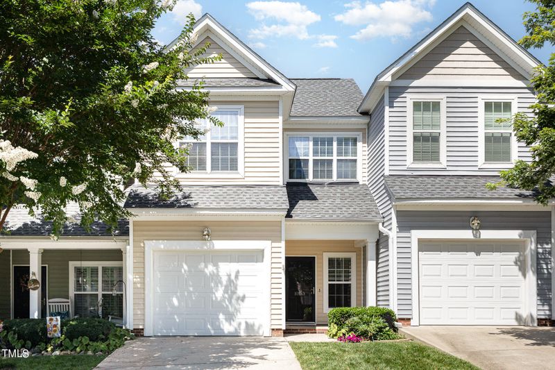 10153 Bessborough Dr, Raleigh, NC 27617