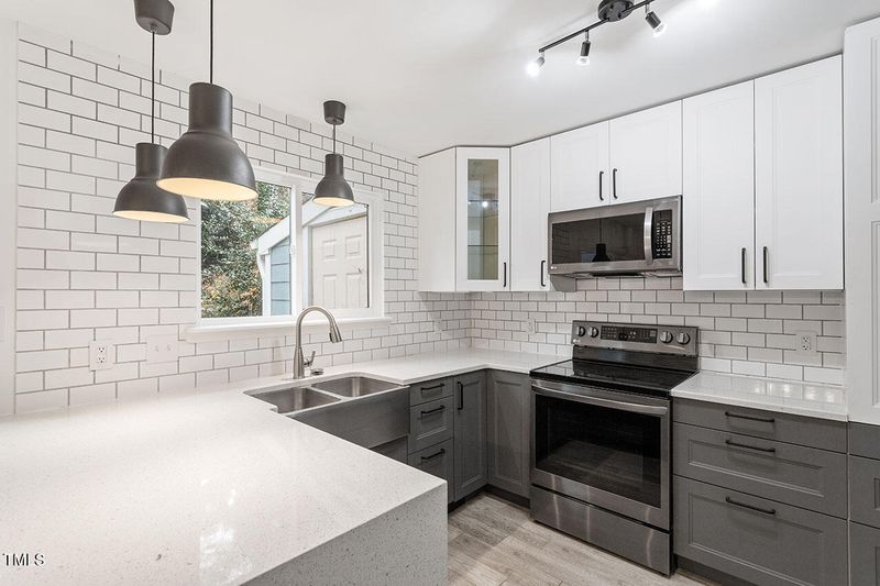 1016 N Bend Dr, Raleigh, NC 27609