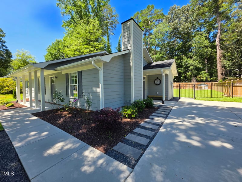 1016 Buckhorn Rd, Garner, NC 27529