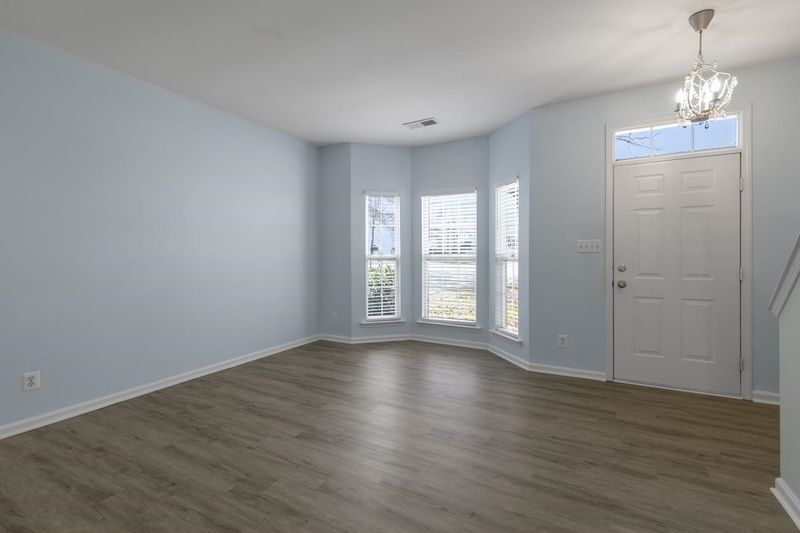 1016 Garnet Ridge Way, Raleigh, NC 27607