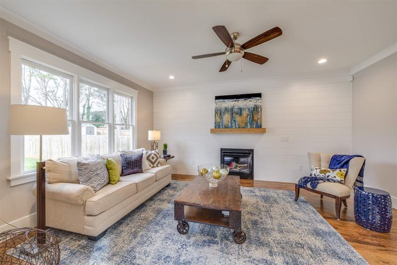 1016 Gregg St, Raleigh, NC 27601