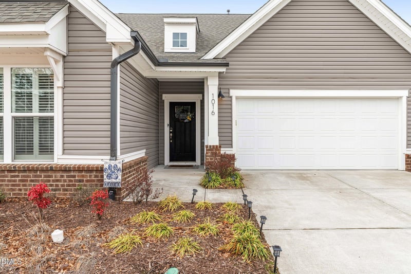 1016 Hollis Cir, Durham, NC 27703